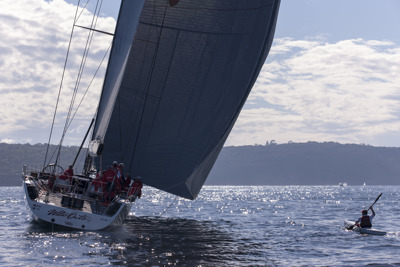 Wild Oats XI takes line honours