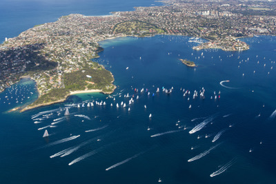 Boats on TV Start Video - 2016 Land Rover Sydney Gold Coast Race