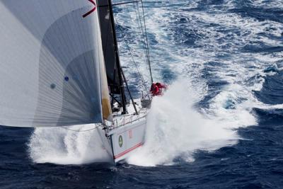 Supermaxi Wild Oats XI struck by lightning on eve of Rolex Sydney Hobart Yacht Race