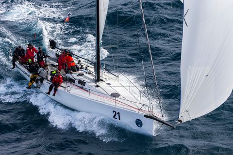 Smuggler approaching the finish