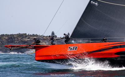 Comanche fights back to take early lead in Rolex Sydney Hobart Yacht Race