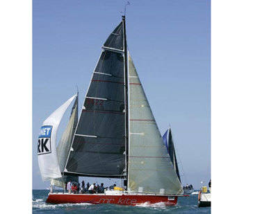 40 foot ‘Volvo 70’ skipper plans his Rolex Sydney Hobart from the office