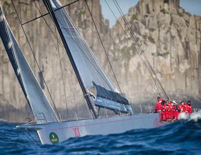 Wild Oats XI arrives in Alfa Romeo’s wake