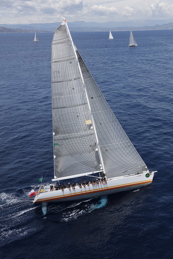 Weddell, a undefined yacht from undefined