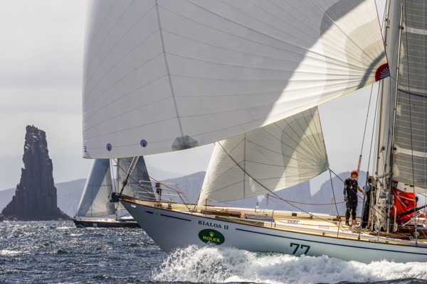 Kialoa II, a undefined yacht from undefined