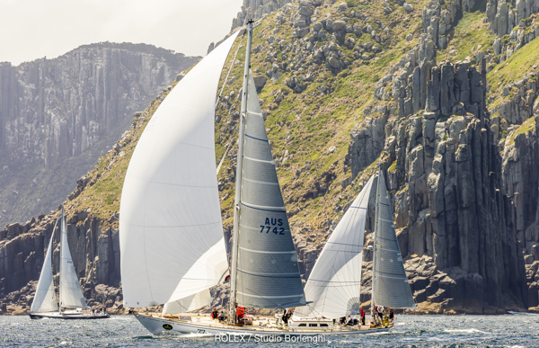 Kialoa II, a undefined yacht from undefined