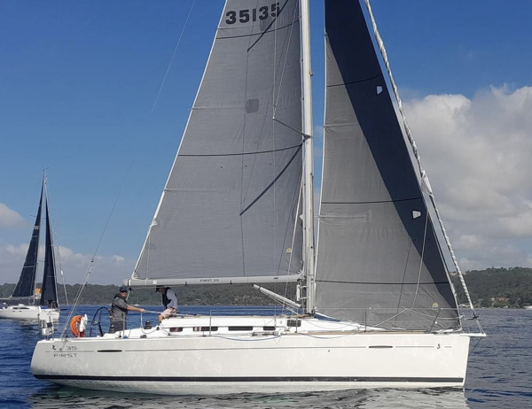 Crowded Haus (DH), a undefined yacht from undefined