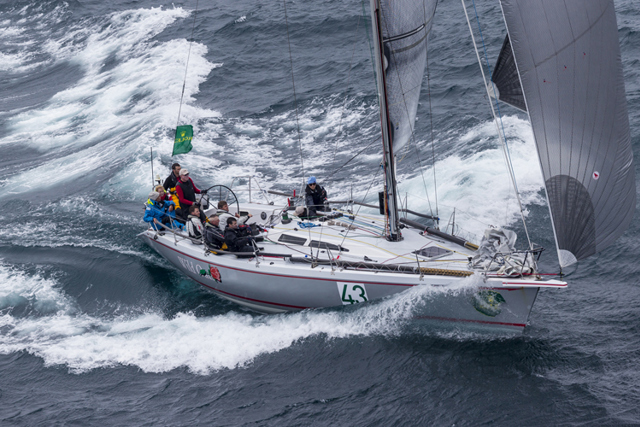 Rolex Sydney Hobart Yacht Race entries break 90   