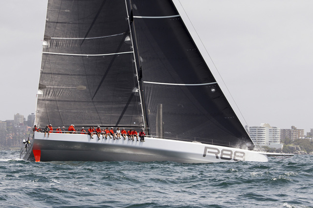 Maxis on the water for the SOLAS Big Boat Challenge