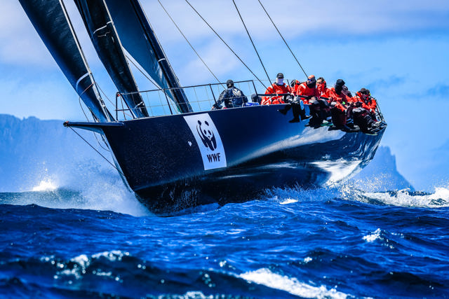 With line honours settled focus turns to main event in Rolex Sydney Hobart Yacht Race