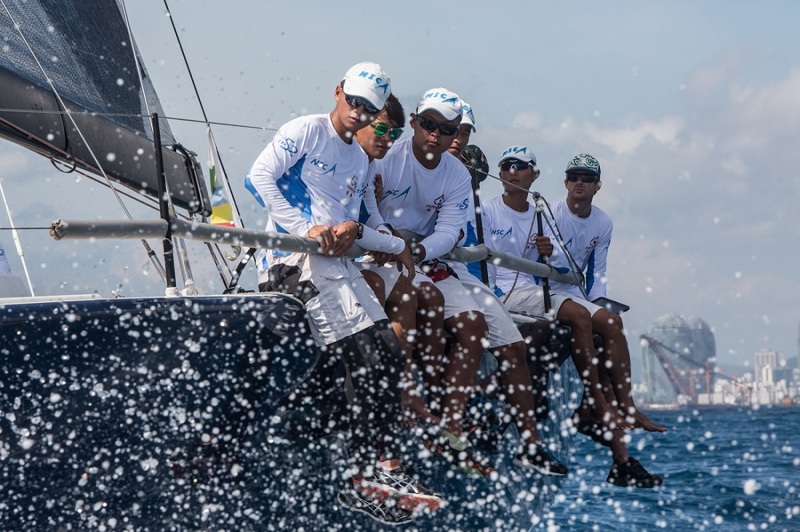 Crew on the rail of Ark 323 