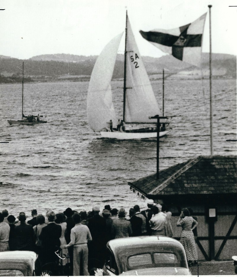 Nerida (SA2) - 1950 SHYR Line Honours Winner - MERCURY A1395/10 - CYCA Archives