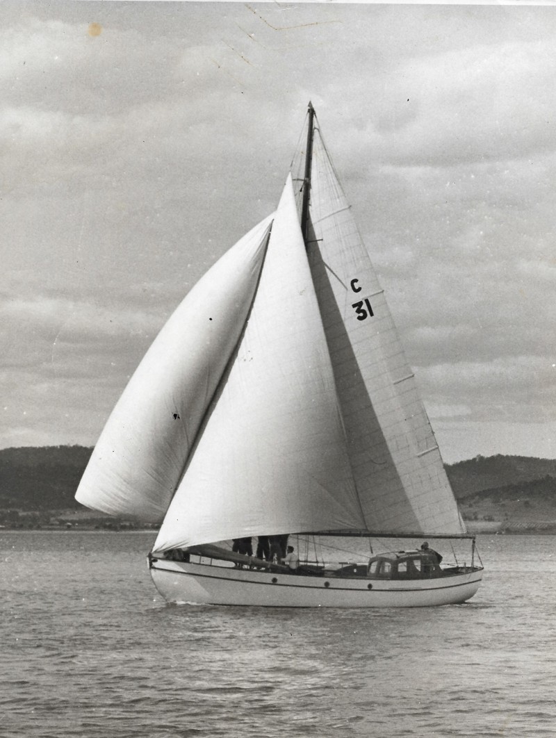 Westward (C31) - 1948 SHYR race record - MERCURY F9520/1 - CYCA Archives