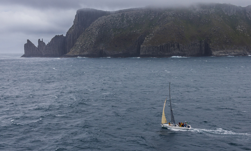THE GOAT, Sail n: 7027, Design: Sydney 38, Owner: The Goat Sydnicate , Skipper: Bruce Foye off Cape Raoul