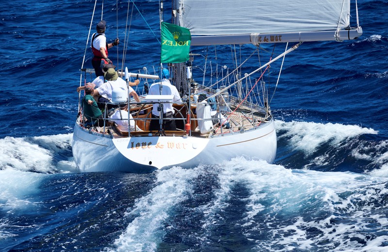 S&S 47 Love & War competing in the 2024 Rolex Sydney Hobart.    Image: Rolex | Carlo Borlenghi