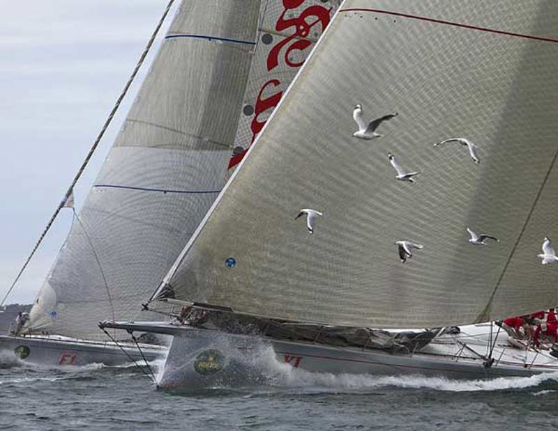 Alfa Romeo and Wild Oats XI neck and neck during the SOLAS Big Boat Challenge