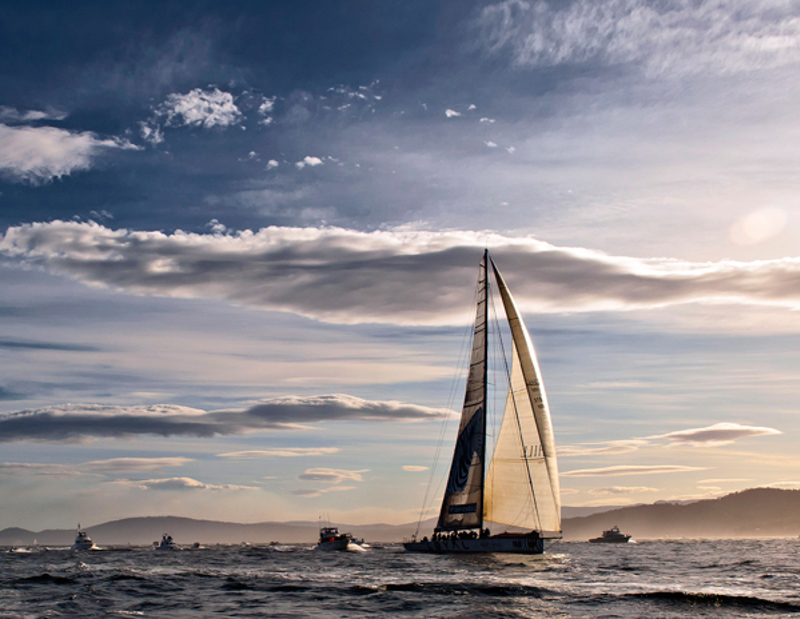 Spectator craft welcome Investec Loyal to Hobart